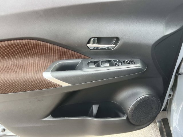 Used 2024 Nissan Kicks SR FWD image 26