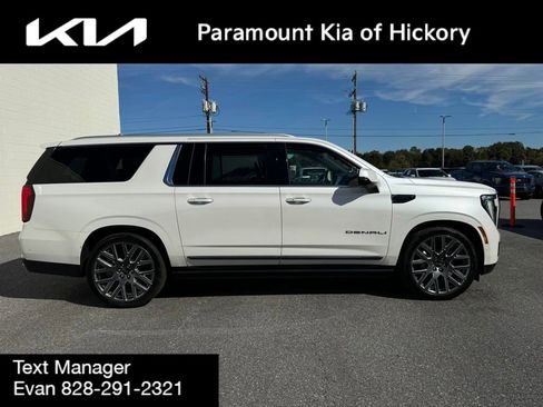 Used 2025 GMC Yukon XL Denali Ultimate image 25