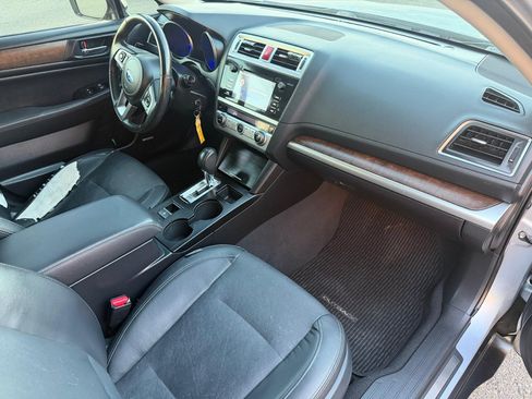 Used 2016 Subaru Outback 3.6R Limited w/ Popular Package #4 AWD/4WD image 10