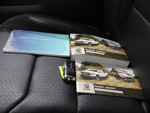 Used 2020 RAM 1500 Laramie AWD/4WD image 60
