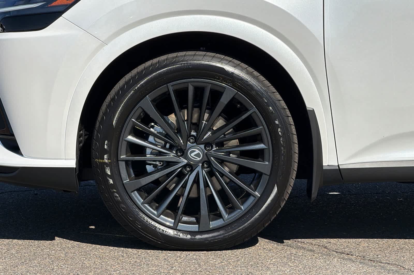 New 2026 Lexus RX 350h AWD/4WD image 31