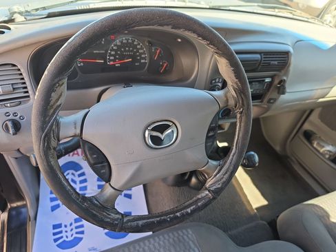 Used 2002 MAZDA B-Series Pickup 4x4 Cab Plus B4000 image 13