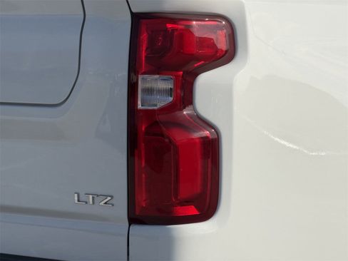 Certified 2024 Chevrolet Silverado 2500 LTZ w/ LTZ Premium Texas Edition image 7