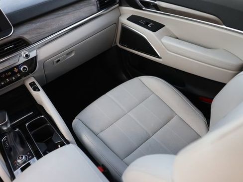 Used 2022 Kia Telluride EX w/ EX Premium Package image 27