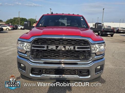 Used 2024 RAM 3500 Tradesman w/ Chrome Appearance Group AWD/4WD image 2