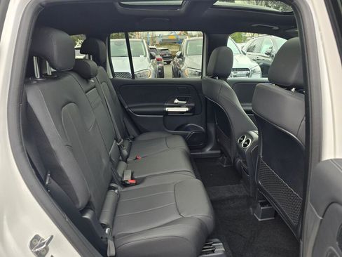 New 2026 Mercedes-Benz GLB 250 4MATIC image 23