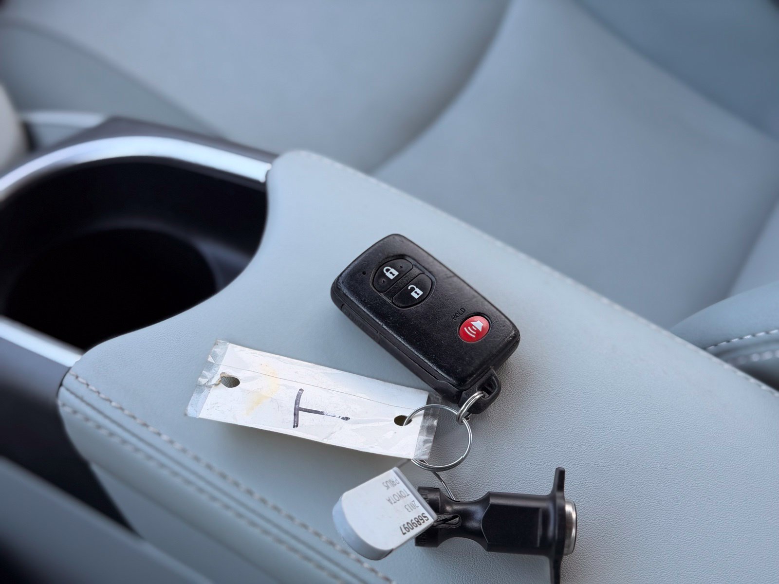 Used 2013 Toyota Prius Four FWD image 36
