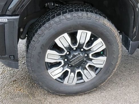 Used 2026 GMC Sierra 2500 Denali w/ Technology Package AWD/4WD image 24