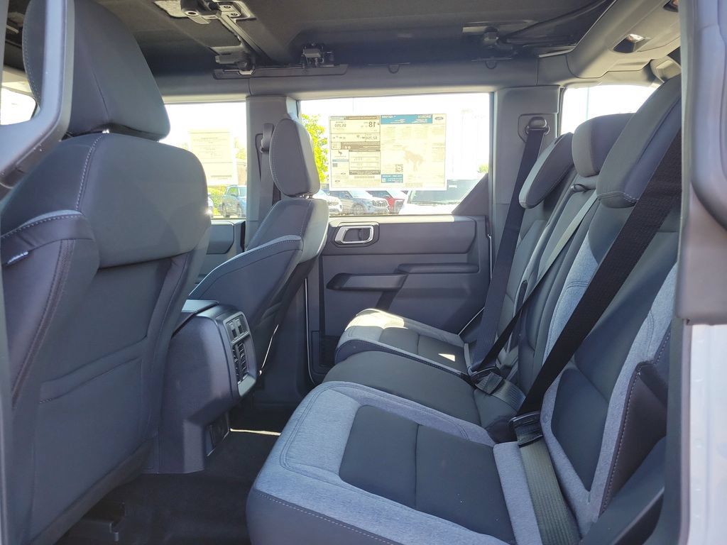 New 2026 Ford Bronco 4-Door w/ Sasquatch Package AWD/4WD image 14