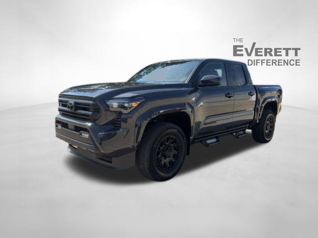 Used 2024 Toyota Tacoma SR5 AWD/4WD image 3