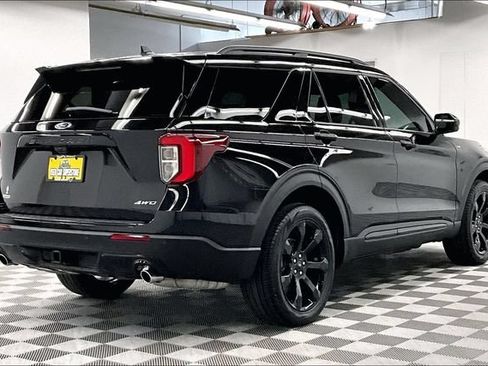 Used 2024 Ford Explorer ST-Line w/ Class IV Trailer Tow Package AWD/4WD image 13