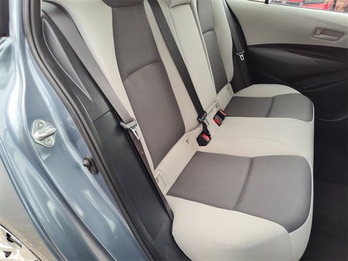 Used 2024 Toyota Corolla LE image 33