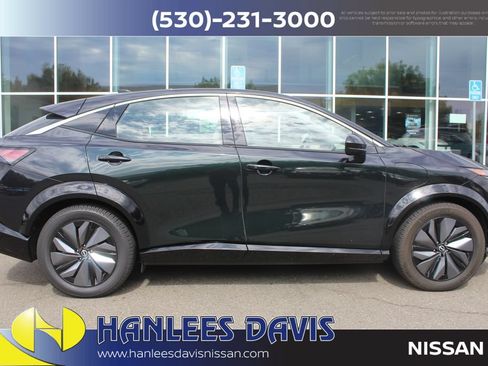 Used 2023 Nissan Ariya FWD image 6