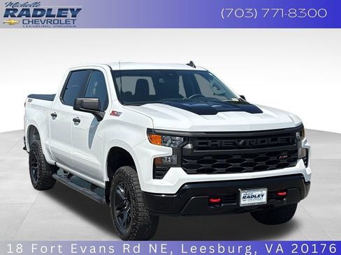 Used 2025 Chevrolet Silverado 1500 Custom Trail Boss AWD/4WD image 8