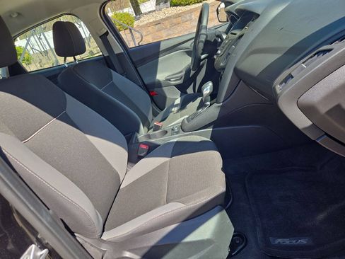 Used 2014 Ford Focus S FWD image 24