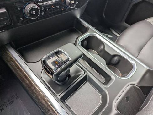 Used 2024 Chevrolet Silverado 1500 LT AWD/4WD image 12
