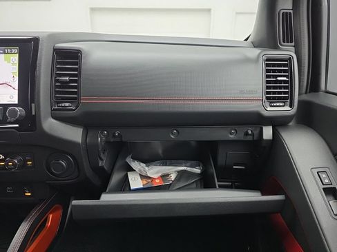 Used 2023 Nissan Frontier PRO-4X w/ Pro-4X Premium Package AWD/4WD image 38