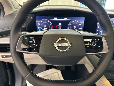 Certified 2025 Nissan Murano SL w/ Cargo Package AWD/4WD image 13