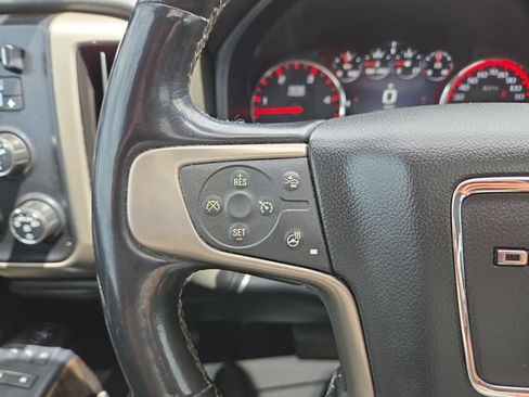Used 2016 GMC Sierra 2500 Denali w/ Duramax Plus Package AWD/4WD image 19