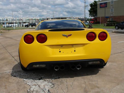 Used 2007 Chevrolet Corvette Z06 w/ Preferred Equipment Group RWD image 30