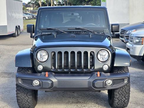 Used 2012 Jeep Wrangler Unlimited Sahara w/ Connectivity Group AWD/4WD image 2