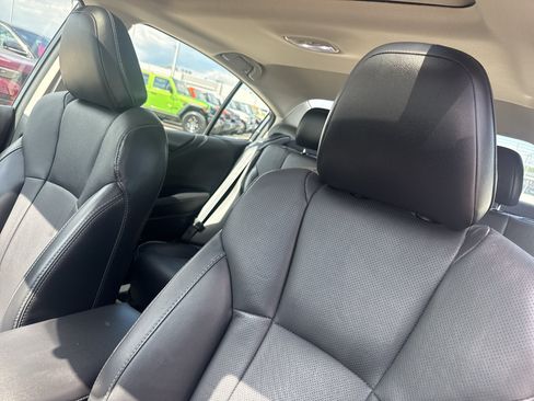 Used 2024 Subaru Legacy Limited AWD/4WD image 27
