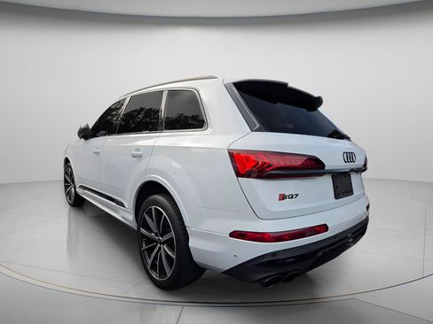 Used 2023 Audi SQ7 Premium Plus w/ Executive Package AWD/4WD image 7