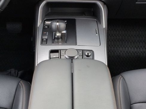 Used 2025 MAZDA CX-90 Plug-In Hybrid w/ Preferred AWD/4WD image 19