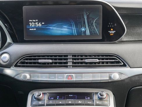 Used 2022 Hyundai Palisade Limited w/ Cargo Package image 13