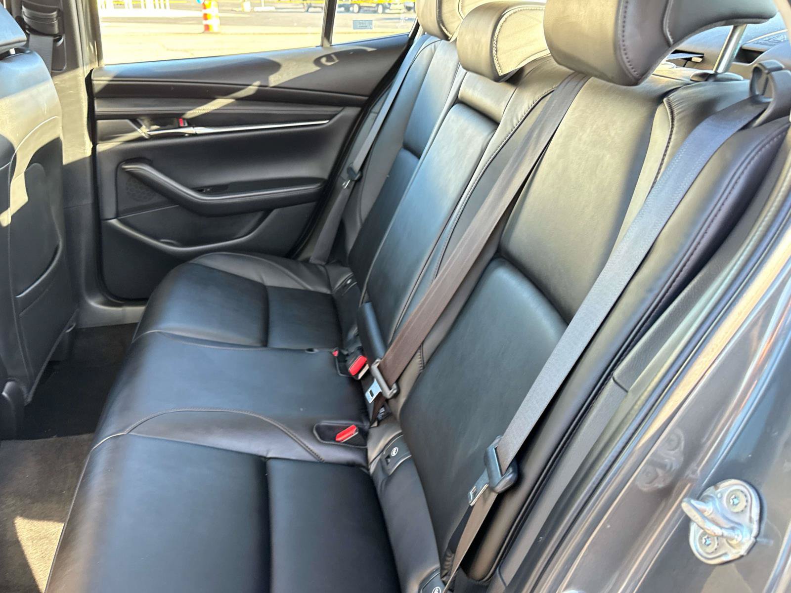 Used 2025 MAZDA MAZDA3 s FWD image 13