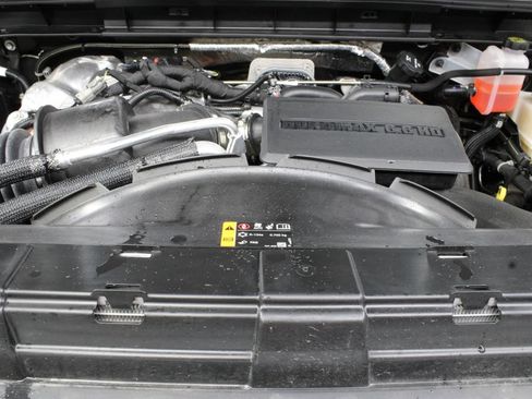 Used 2026 GMC Sierra 2500 AT4 w/ Technology Package AWD/4WD image 40