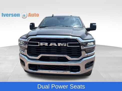Used 2025 RAM 2500 Big Horn AWD/4WD image 9
