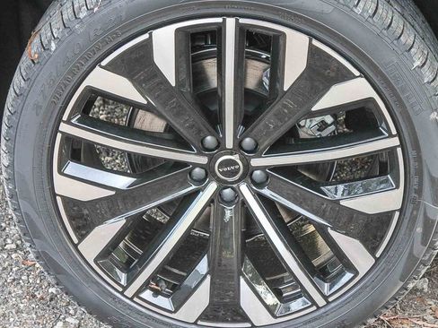 New 2026 Volvo XC90 T8 Ultra w/ Protection Package AWD/4WD image 11