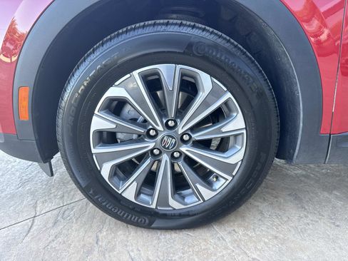 Used 2025 Buick Envision Preferred image 10