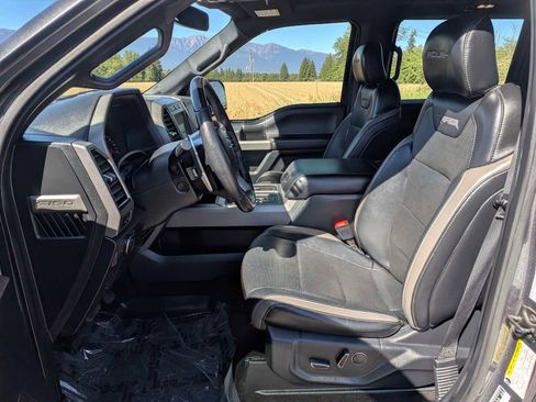 Used 2018 Ford F150 Raptor w/ Equipment Group 802A Luxury image 16