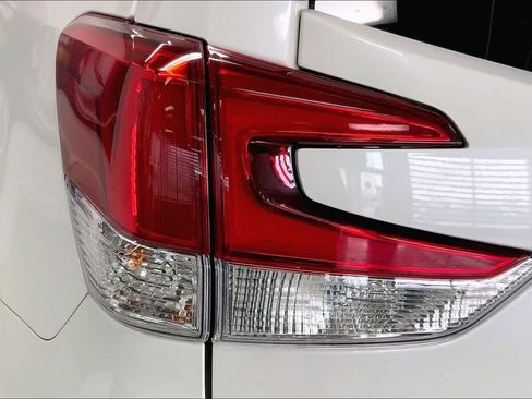 Used 2023 Subaru Forester Premium image 30