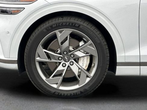 Used 2025 Genesis Electrified GV70 Advanced w/ Prestige Package image 26