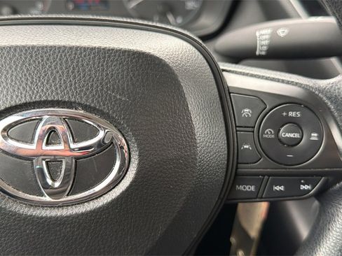 Used 2024 Toyota Corolla LE image 28