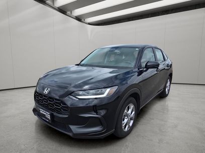 Used 2025 Honda HR-V LX