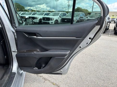 Used 2021 Toyota Camry XSE w/ Navigation Package FWD image 20