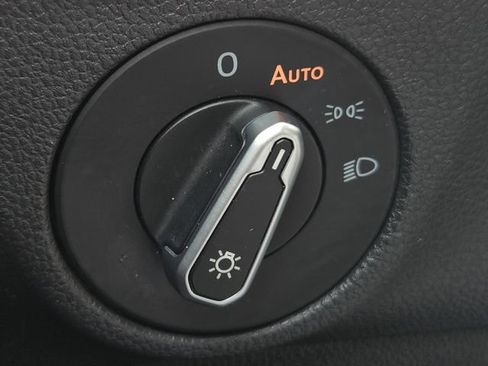 Used 2021 Volkswagen Jetta SEL image 26