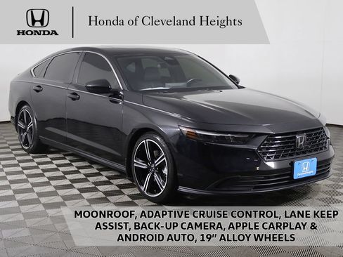 Used 2023 Honda Accord Sport image 1