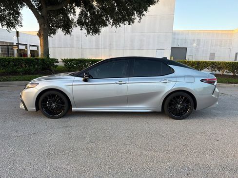 Used 2021 Toyota Camry XSE FWD image 2