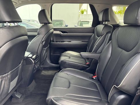 Used 2025 Hyundai Palisade SEL FWD image 29