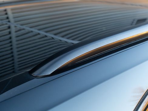 Certified 2025 Porsche Cayenne image 40