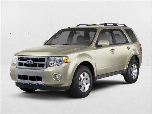 Used 2010 Ford Escape XLT AWD/4WD image 1
