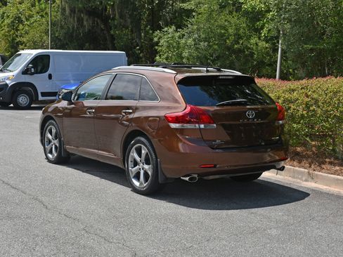 Used 2014 Toyota Venza XLE AWD/4WD image 3