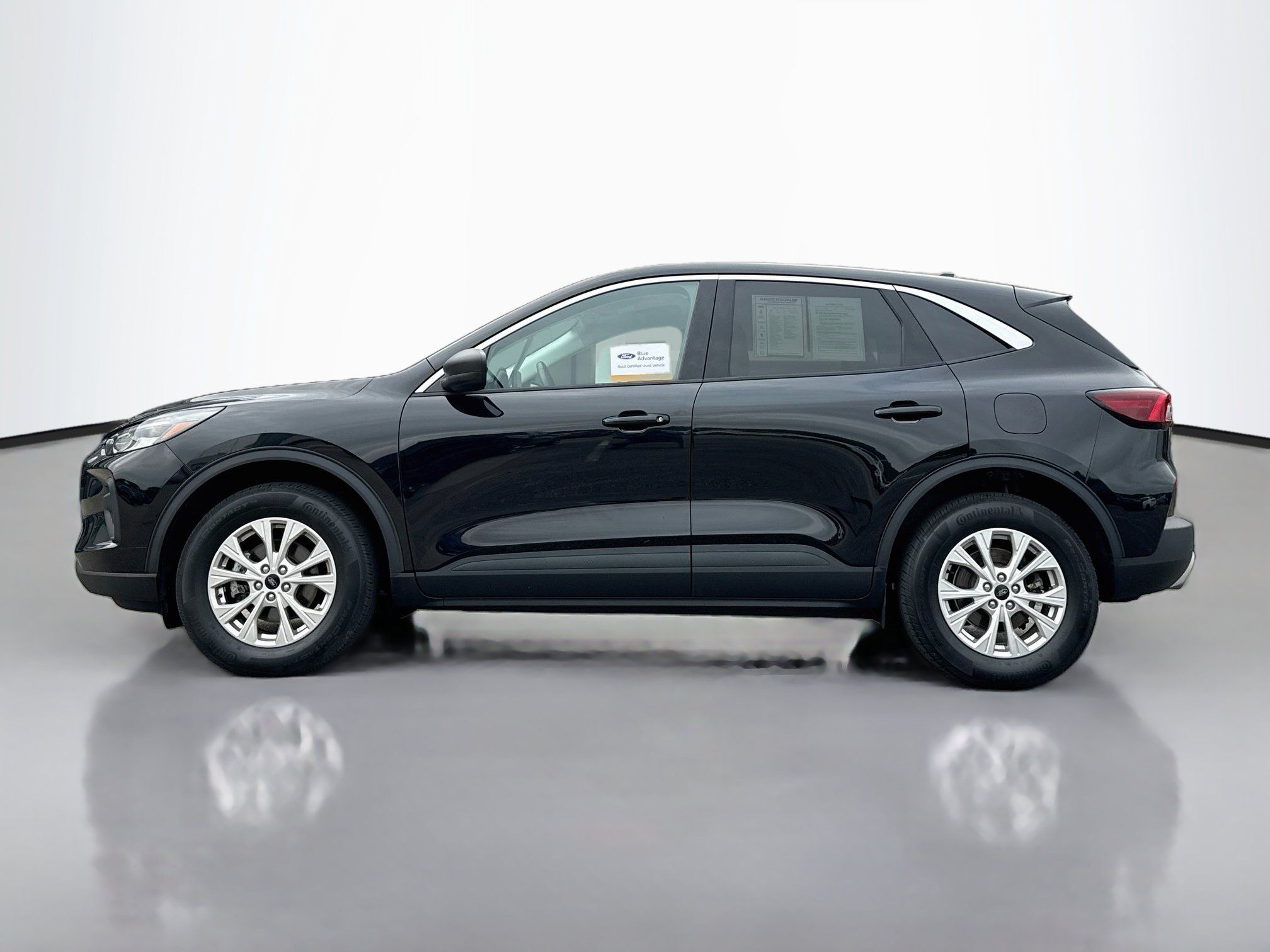 Certified 2024 Ford Escape Active AWD/4WD image 4
