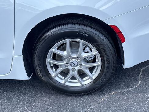 New 2025 Chrysler Voyager LX image 13