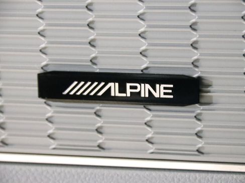 Used 2023 Jeep Grand Cherokee Overland image 22